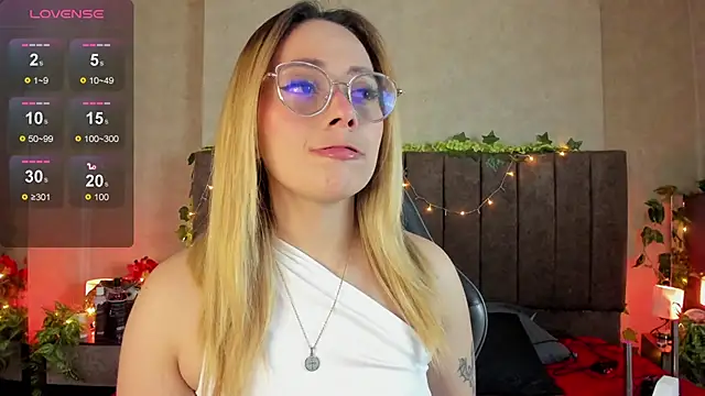 LanaMills  online show from 21, 3, 2026