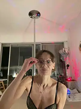 Chris06d22xh online show from 27, 2, 2026