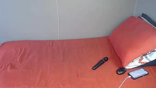 Lunalee online show from 31, 10, 2025