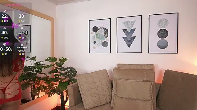 MilaCrave online show from 17, 9, 2025