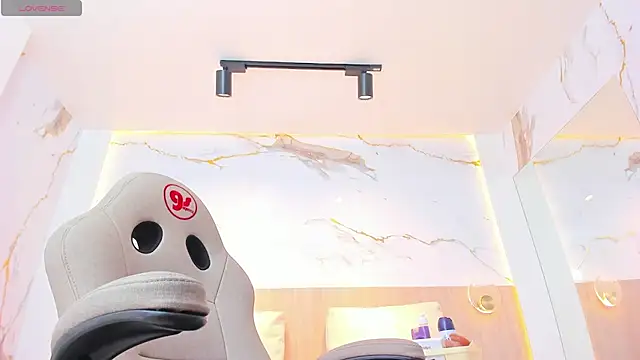 valirya devote online show from 1, 10, 2025