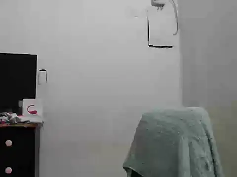 Bratzhot09 online show from 29, 10, 2025