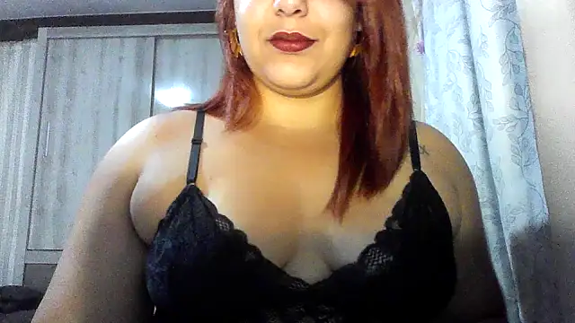 Snapshot of RuivaMisteriosa3 chatting on 12, 9, 2025 RuivaMisteriosa3 online show from 12, 9, 2025