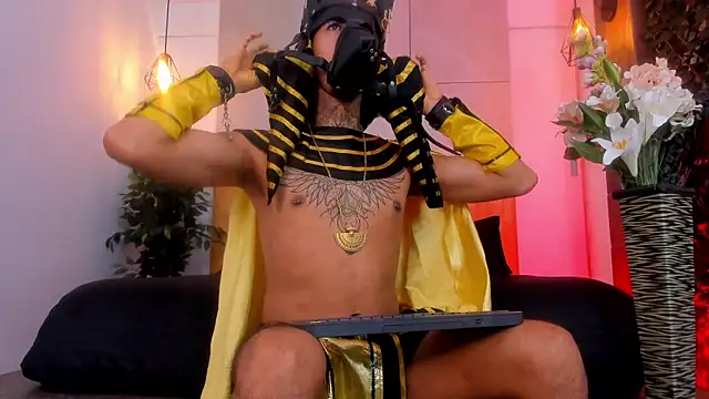 Snapshot of Donovan_Desmond chatting on 31, 10, 2025 Donovan Desmond online show from 31, 10, 2025