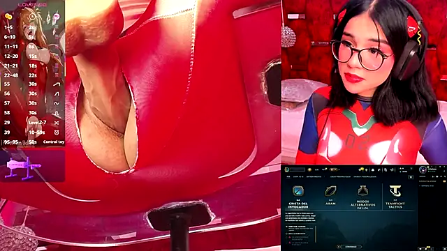 Snapshot of AriAddams chatting on 22, 9, 2025 AriAddams online show from 22, 9, 2025