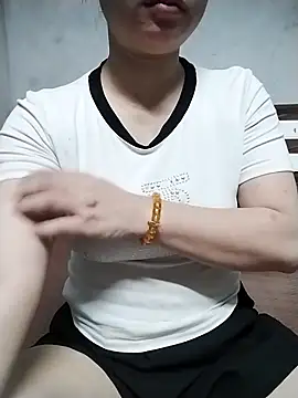 Snapshot of Mie_rose chatting on 22, 4, 2026 Mie rose online show from 22, 4, 2026