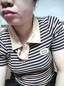 Snapshot of Mie_rose chatting on 23, 4, 2026 Mie rose online show from 23, 4, 2026