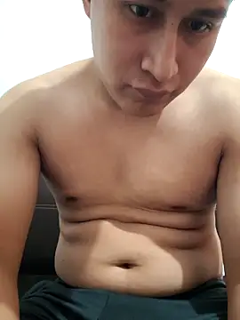 Snapshot of surdotravieso chatting on 19, 9, 2025 surdotravieso online show from 19, 9, 2025