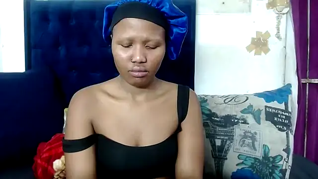 Snapshot of BUNNYCHOWX28 chatting on 16, 9, 2025 BUNNYCHOWX28 online show from 16, 9, 2025