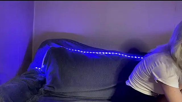 Snapshot of snowy_lisa chatting on 11, 2, 2026 snowy lisa online show from 11, 2, 2026