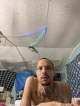 ColDreaMZz93 online show from 3, 6, 2026