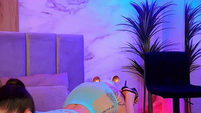 EllyLynn online show from 5, 2, 2026