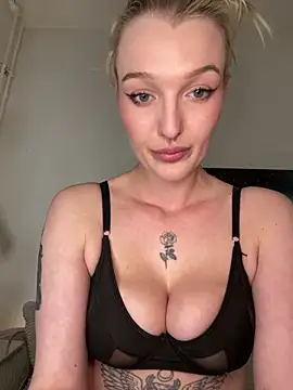lovecassyrose online show from 23, 4, 2026