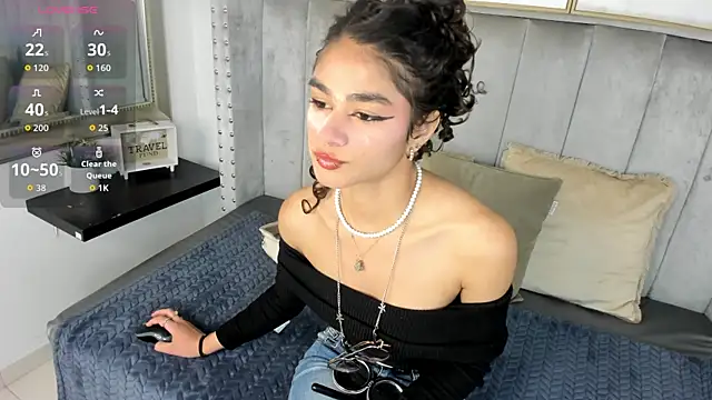 Puffy Hearts online show from 7, 10, 2025
