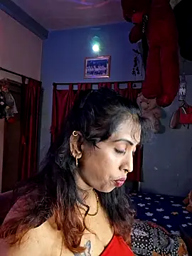 Love Beauty01 online show from 30, 5, 2026