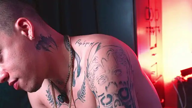 AlphaMasterXxx online show from 10, 3, 2026