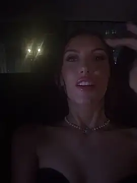 Snapshot of MilaRenee chatting on 13, 9, 2025 MilaRenee online show from 13, 9, 2025