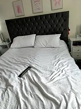 Snapshot of brunetteGirl274 chatting on 5, 10, 2025 brunetteGirl274 online show from 5, 10, 2025