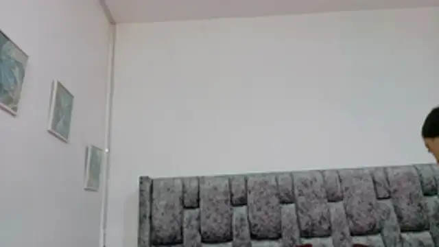 Lizbeth Rouse online show from 28, 11, 2025