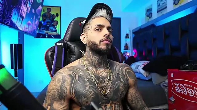 logan hugh8 online show from 16, 2, 2026