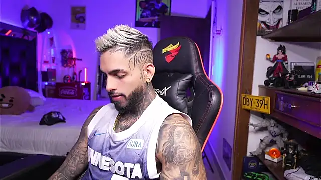 logan hugh8 online show from 27, 3, 2026