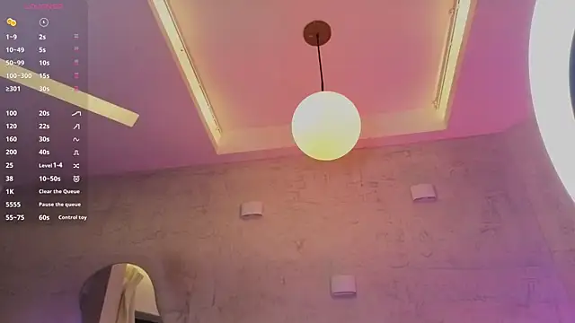 MiaWonderfull online show from 26, 6, 2026
