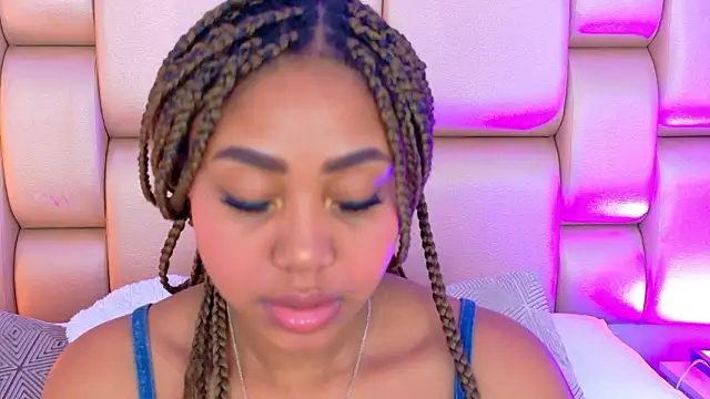 AngelaRoberts online show from 3, 3, 2026