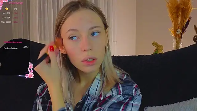 NyxaThorn online show from 21, 11, 2025