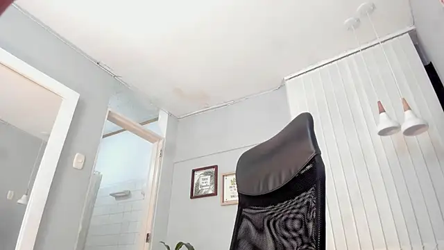 Snapshot of Maddy_Norton chatting on 1, 3, 2026 Maddy Norton online show from 1, 3, 2026