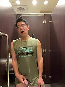 maxime0928 online show from 25, 4, 2026