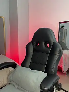 Esmeralda CO online show from 21, 12, 2025