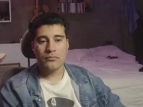 Snapshot of parca13 chatting on 21, 11, 2025 parca13 online show from 21, 11, 2025