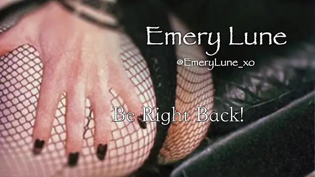 EmeryLune xo online show from 27, 11, 2025