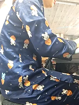 irina hana online show from 5, 12, 2025