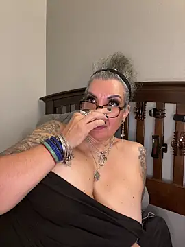 dieseldame1313 online show from 30, 10, 2025