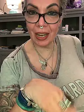 dieseldame1313 online show from 1, 4, 2026