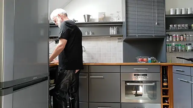 ewaldwillems99 online show from 12, 9, 2025