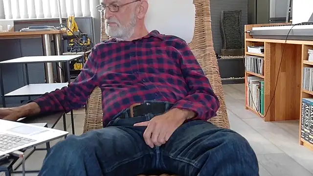 ewaldwillems99 online show from 15, 10, 2025