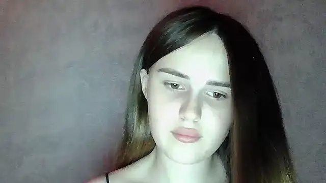 SweetLoraa online show from 10, 7, 2026