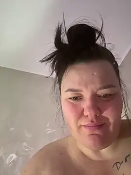 SunnyLeila2101 online show from 2, 3, 2026