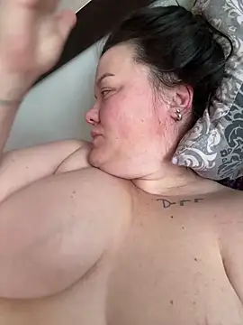 SunnyLeila2101 online show from 13, 3, 2026