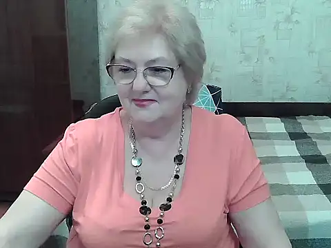 Snapshot of Renata62011 chatting on 18, 7, 2026 Renata62011 online show from 18, 7, 2026