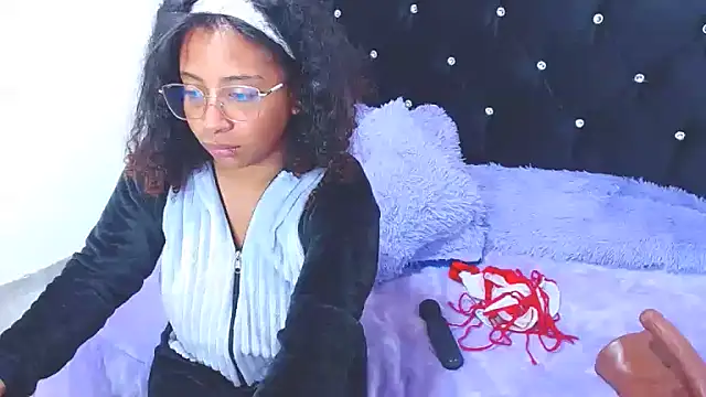 Gabi Jhons 23 online show from 7, 11, 2025