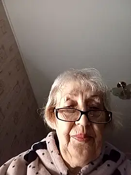Snapshot of Anatolia5961 chatting on 4, 10, 2025 Anatolia5961 online show from 4, 10, 2025