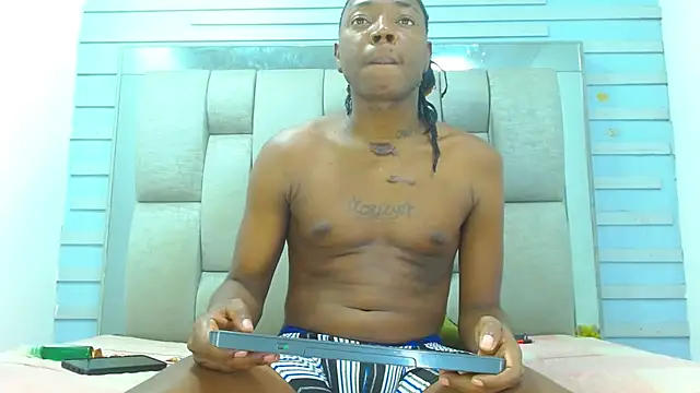 Snapshot of Black_Fire10 chatting on 4, 7, 2026 Black Fire10 online show from 4, 7, 2026
