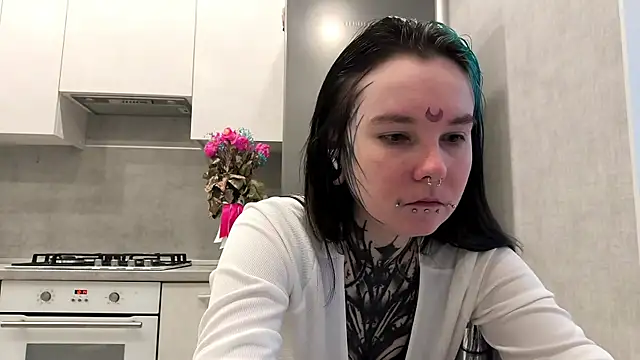 HighelikeGirl online show from 13, 1, 2026