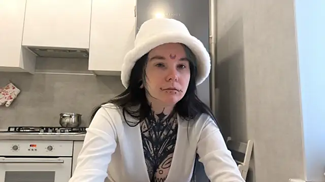 HighelikeGirl online show from 19, 2, 2026