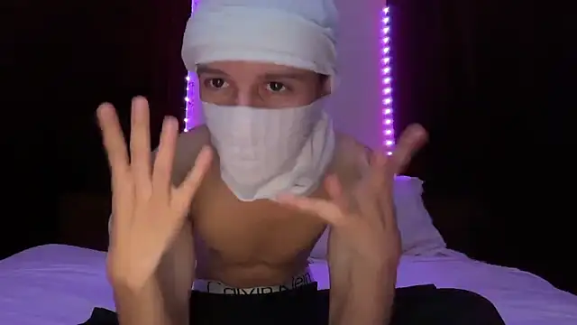 holydirt luxeno1 online show from 16, 9, 2025