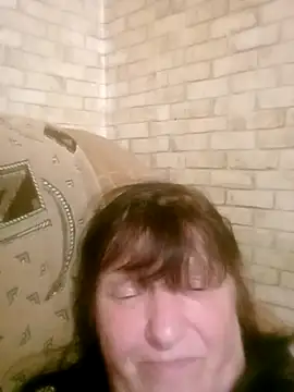 Apeesynka5521 online show from 18, 9, 2025