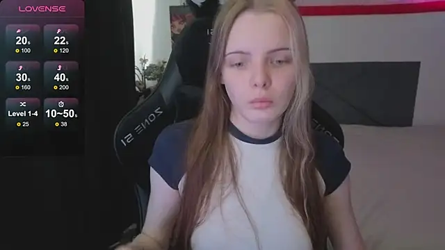 Luna Navy online show from 11, 11, 2025